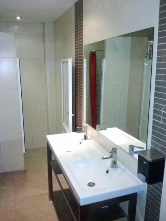 Residencia Malaga Backpackers Hostel Buitenkant foto